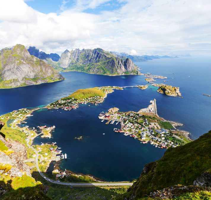 fjordture med egen bil eller lejet bil. Norsk Rejsebureau har pakket nogle ture, hvor vi har sørget for både hotelovernatninger og rute