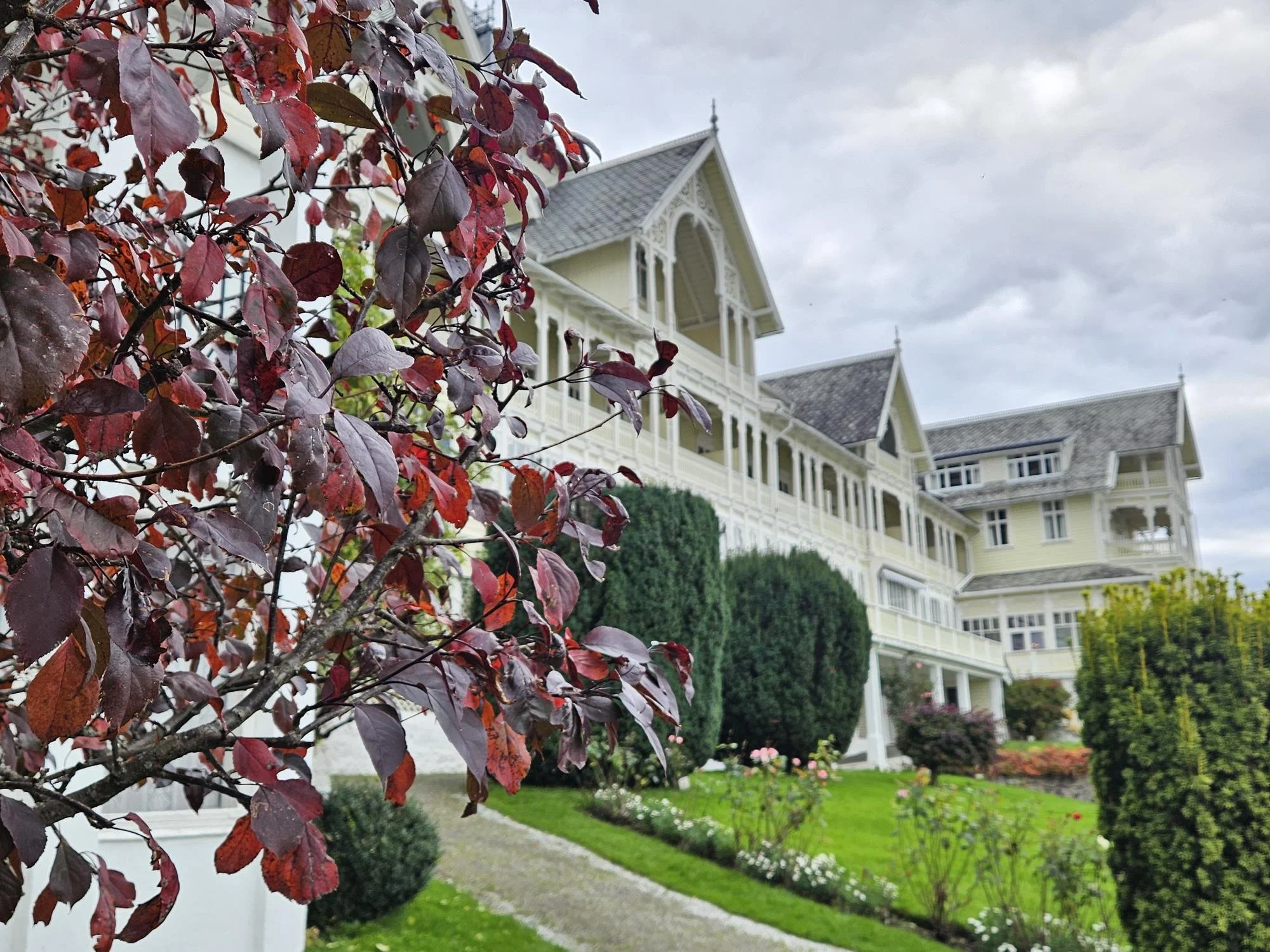Kviknes Hotel ved Sognefjorden