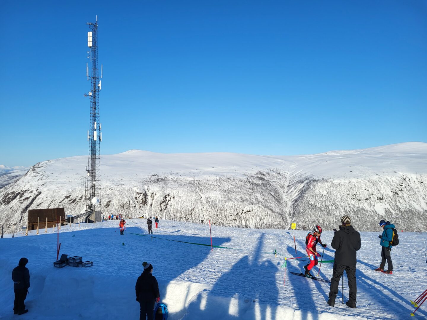 Fjellheisen-tromsø-vinter-oplevelsesture-nordlys