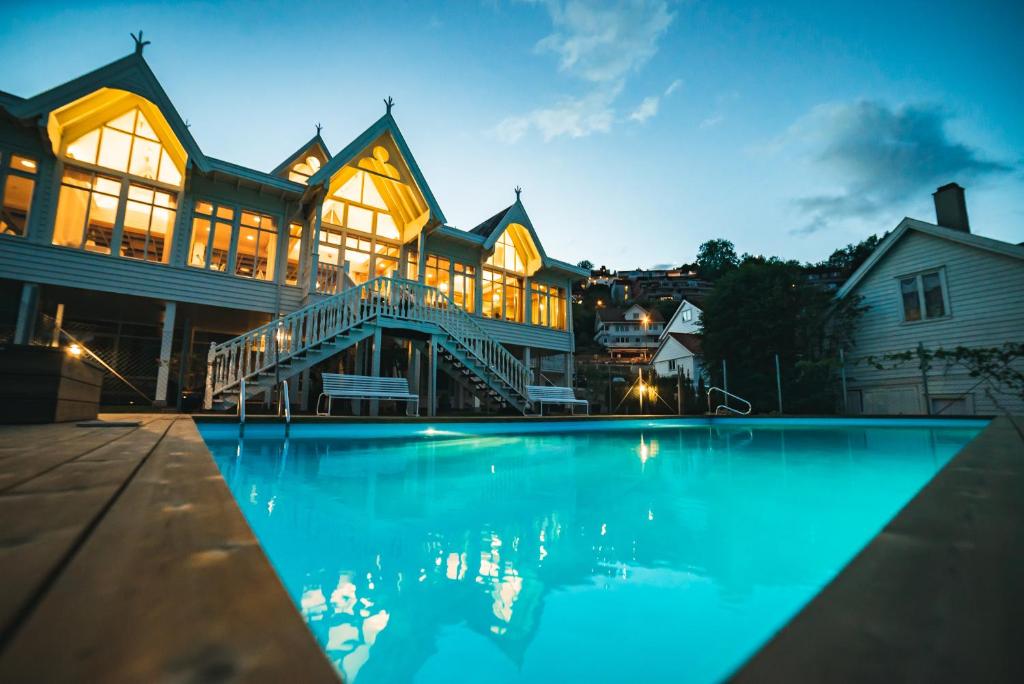 Hofslund Fjord Hotel, Sogndal