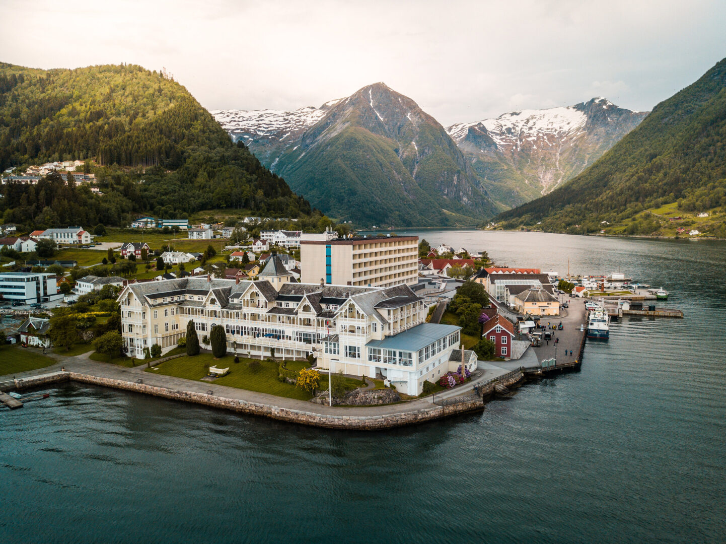 Kviknes Hotel, Balestrand