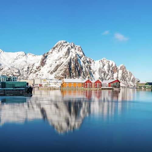 Signaturrejse med Hurtigruten med stop i Svolvær