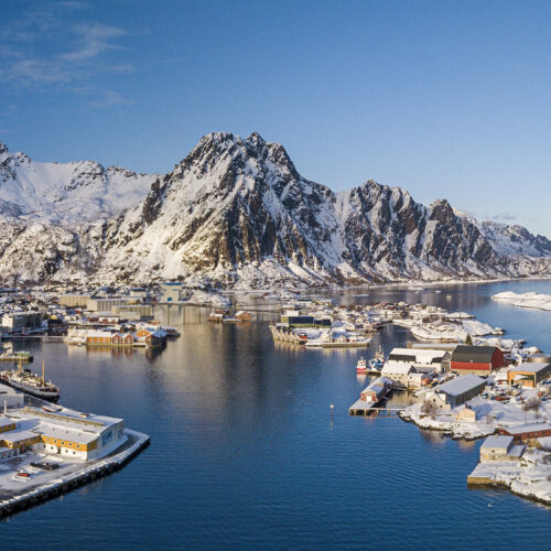 Signaturrejse med Hurtigruten nord for Polarcirklen i Svolvær