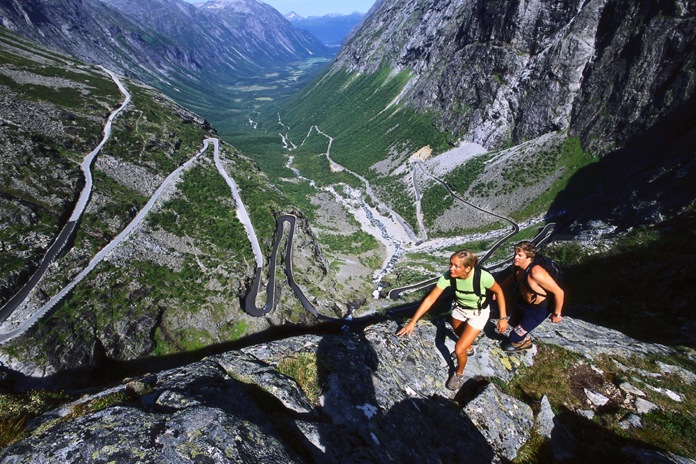 Trollstigen betagende udsigt og hårnålesving