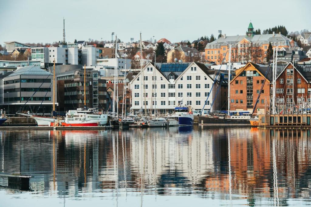 Home hotel With, Tromsø